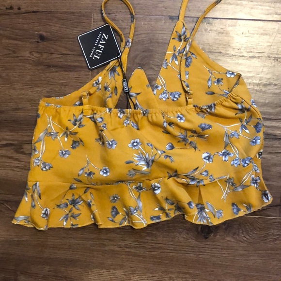 Yellow cropped tank top - Picture 2 of 2